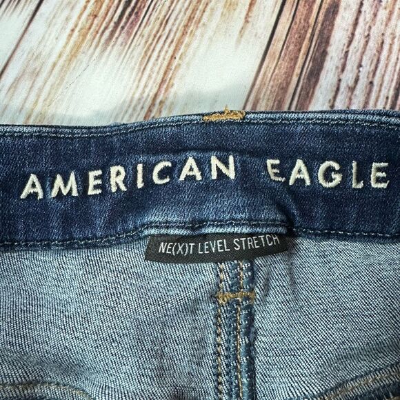 American Eagle CURVY HI RISE SHORTIE Size 4 Blue Denim Cut Off Jean Shorts 26x4 - Picture 6 of 9
